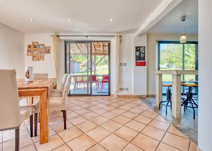 Nyaraló L'ancien Sechoir De Brantome *