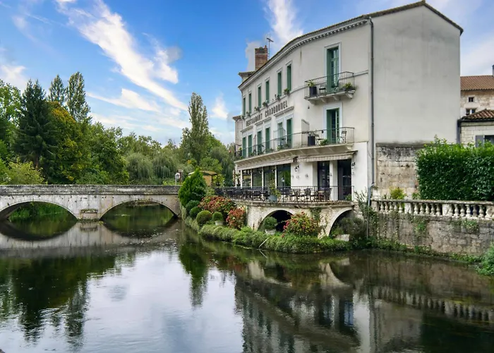 L'ancien Sechoir De Brantome *